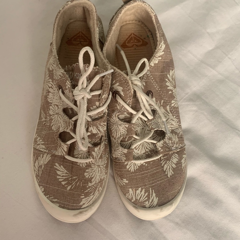 Roxy Sneaker